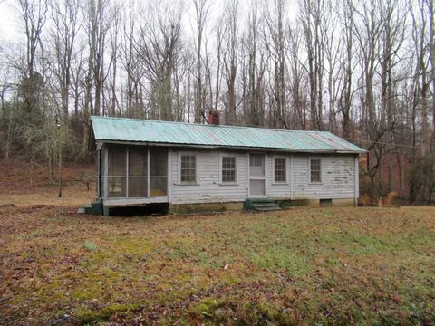 A home in Dahlonega