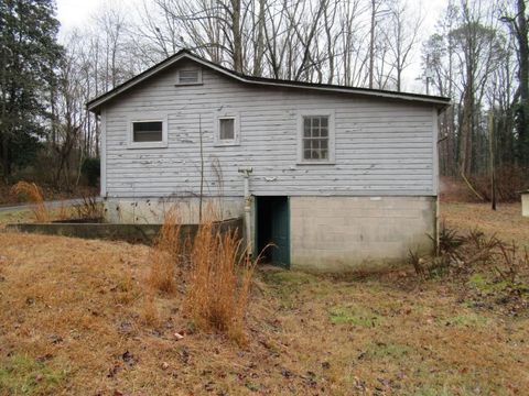 A home in Dahlonega