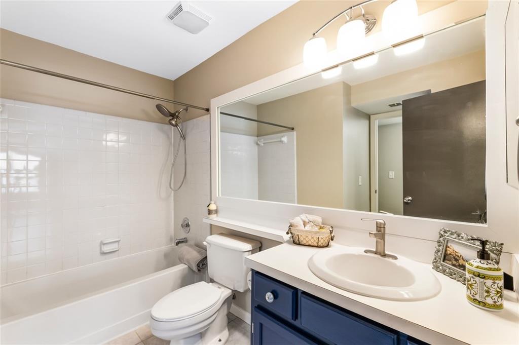 Henderson Place - Residential Lease