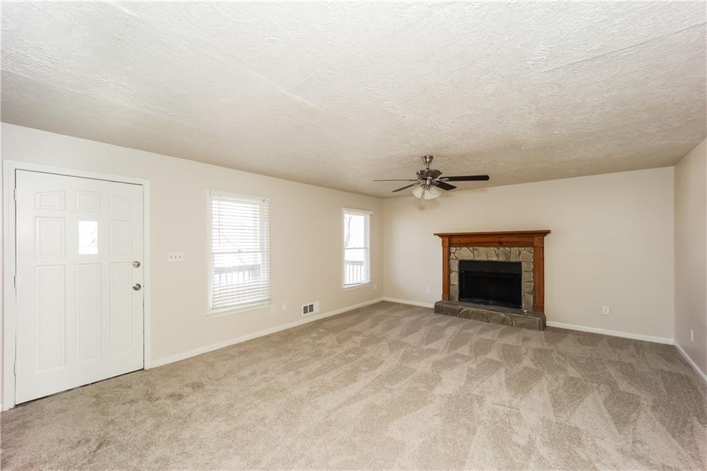 380 Oak Landing Circle