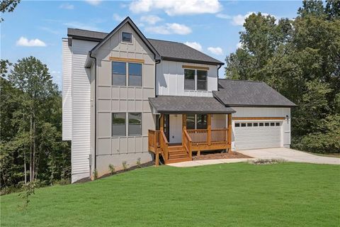 A home in Flowery Branch