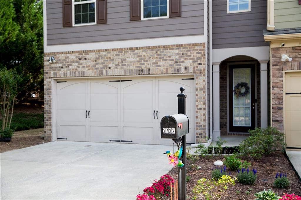 2722 Sardis Chase Court