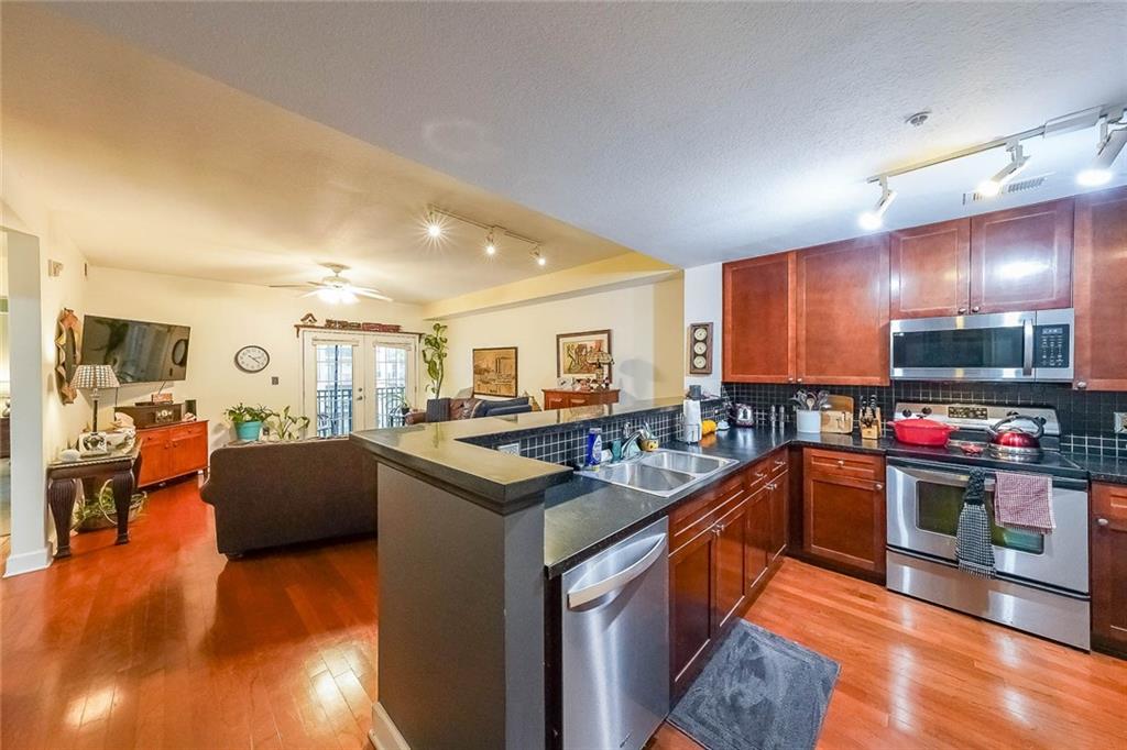 230 E Ponce De Leon Avenue 327