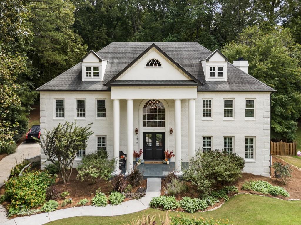 2875 Stoneglen Close