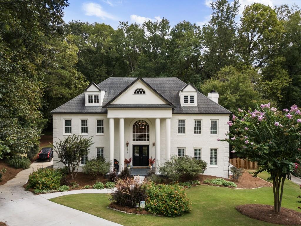 2875 Stoneglen Close