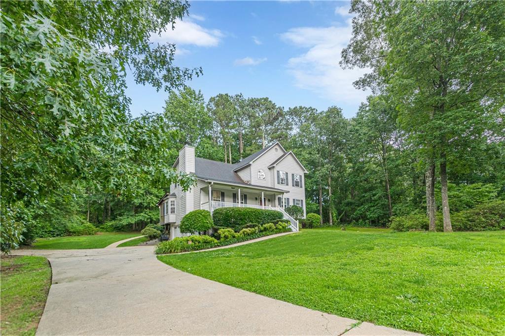 5609 Twin Oak Drive