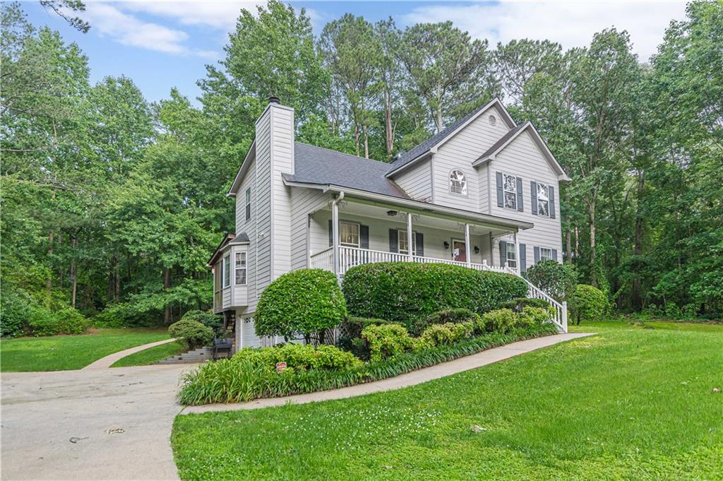 5609 Twin Oak Drive