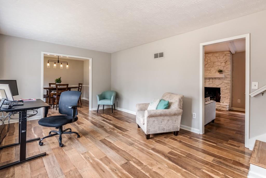 3090 Karen Lane NE