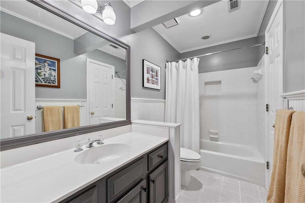 220 Galesburg Drive, Lawrenceville, Georgia image 28