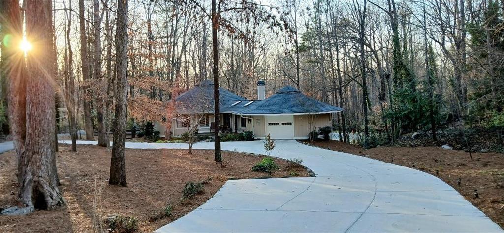 100 Silverbell Court, Roswell, Georgia image 1