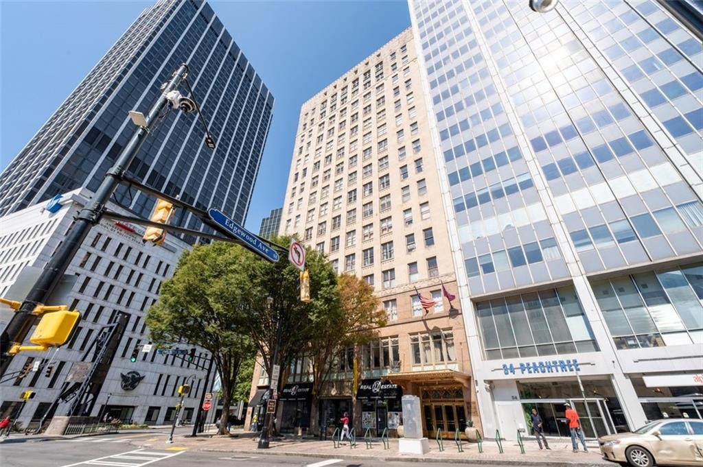 32 Peachtree Street NW 804