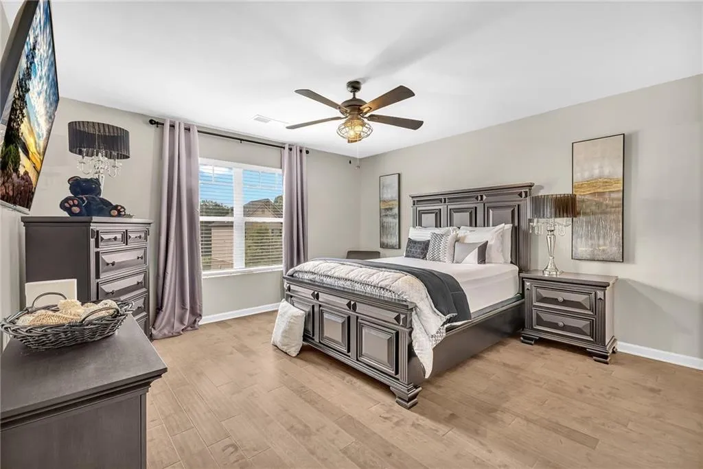 Locust Grove, Georgia 30248, United States, 5 Bedrooms Bedrooms, ,5 BathroomsBathrooms,Residential,Active,206554