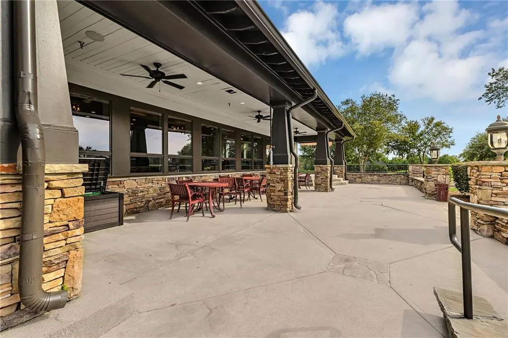 Locust Grove, Georgia 30248, United States, 5 Bedrooms Bedrooms, ,5 BathroomsBathrooms,Residential,Active,206554