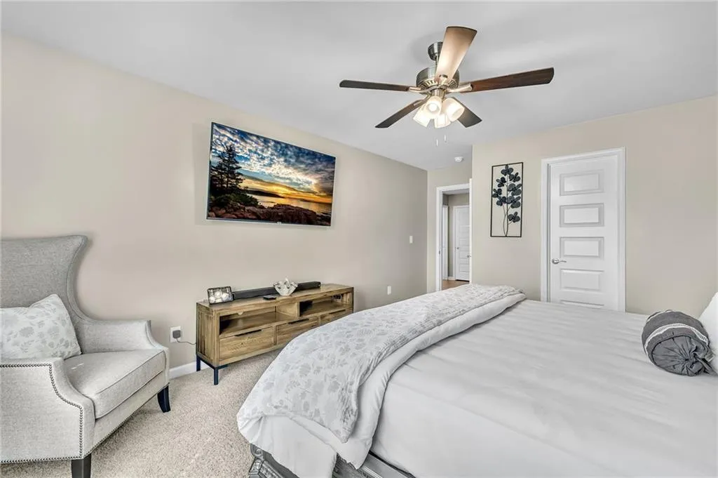 Locust Grove, Georgia 30248, United States, 5 Bedrooms Bedrooms, ,5 BathroomsBathrooms,Residential,Active,206554