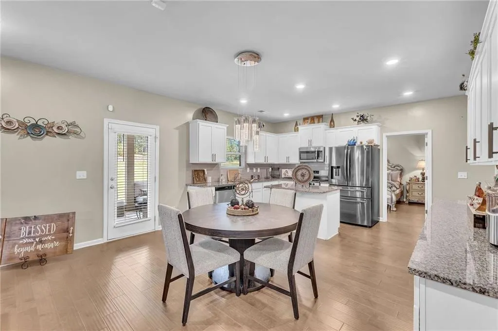 Locust Grove, Georgia 30248, United States, 5 Bedrooms Bedrooms, ,5 BathroomsBathrooms,Residential,Active,206554