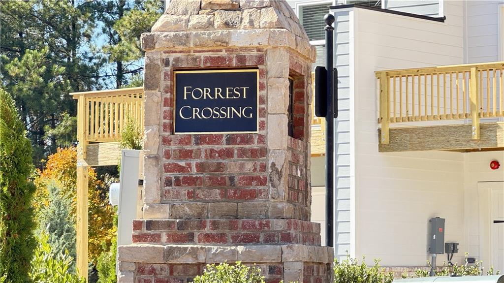 Forrest Crossing - Residential Lease