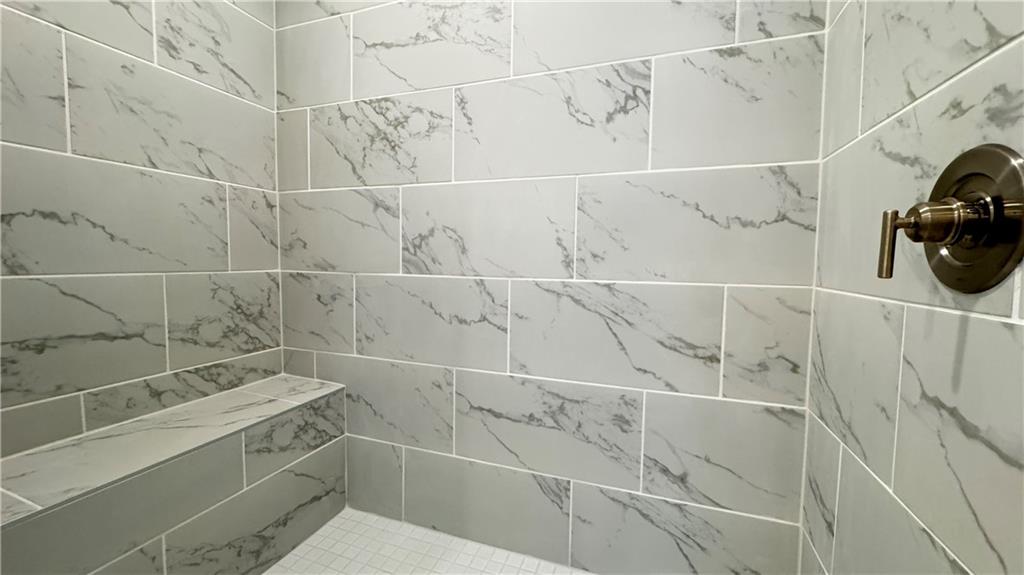 Forrest Crossing - Residential Lease