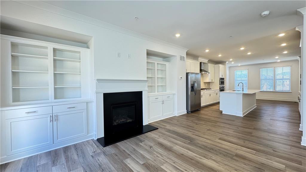 Forrest Crossing - Residential Lease