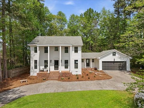 Photo of 3605 Sewell Mill Road, Marietta, GA 30062 (MLS # 7748232)