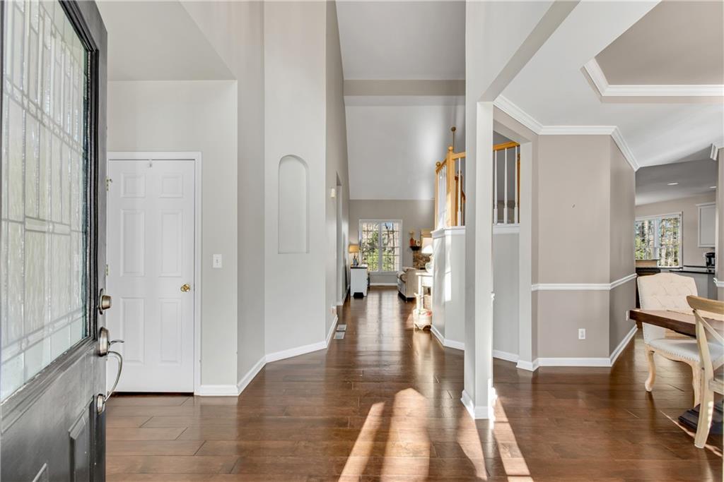 3015 Foxhall Overlook, Roswell, Georgia image 3