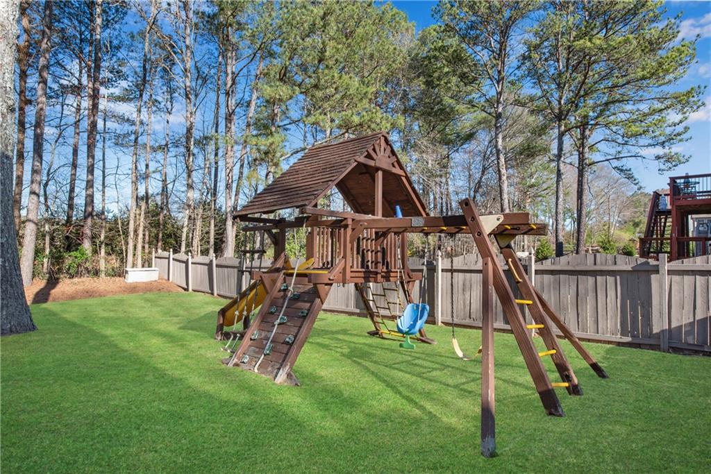 3015 Foxhall Overlook, Roswell, Georgia image 45