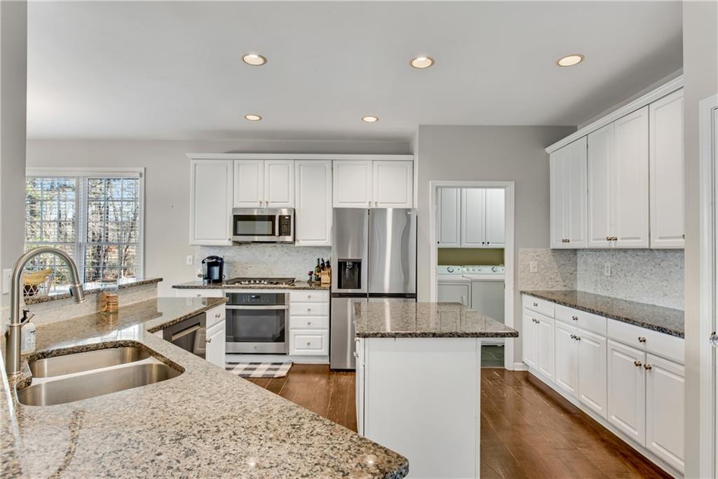 3015 Foxhall Overlook, Roswell, Georgia image 13