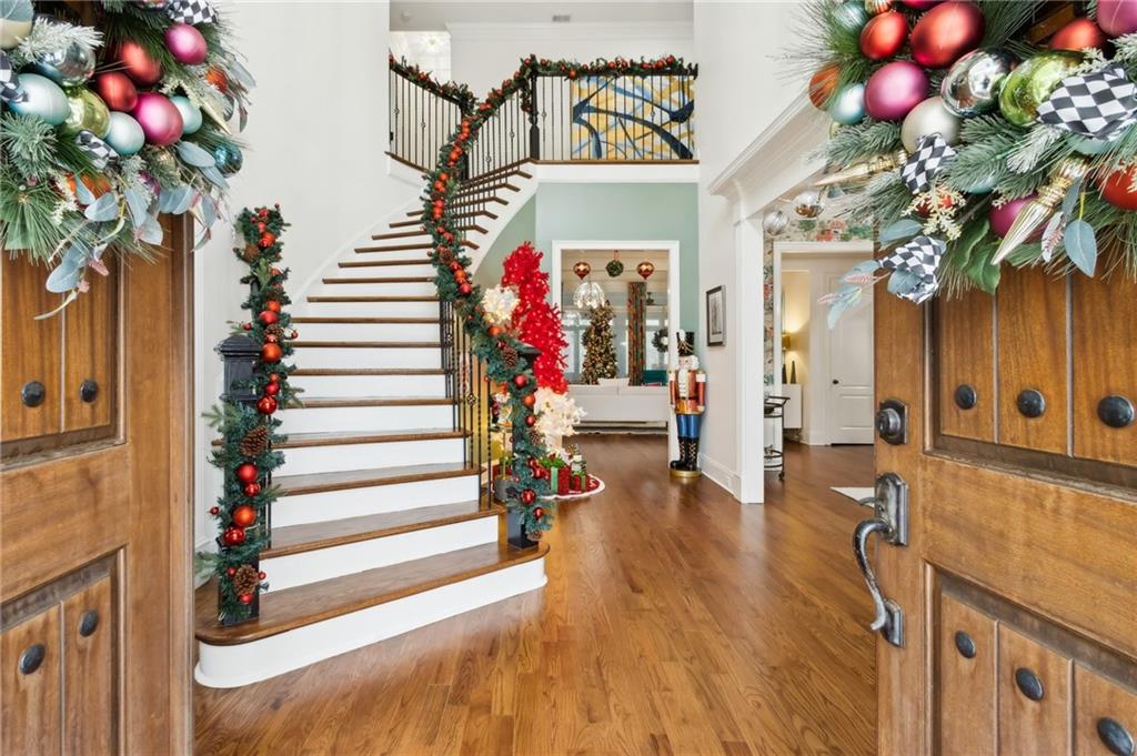 6225 Arnall Court NW