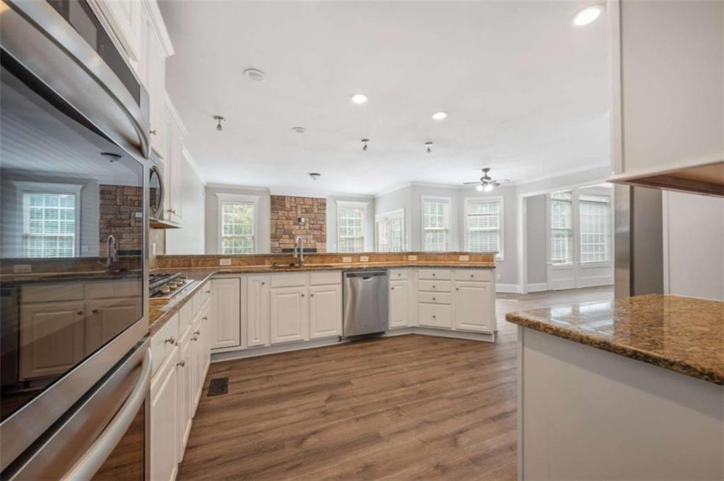 5737 Russell Court, Douglasville, Georgia image 7