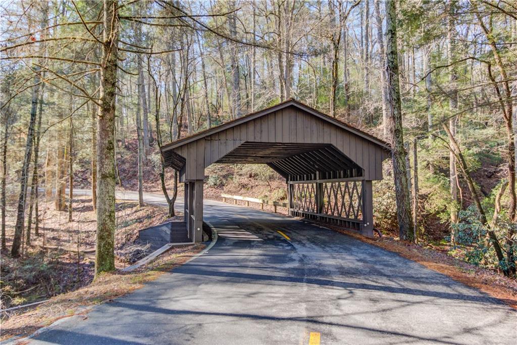 7045 Valley View Drive, Jasper, Georgia image 3