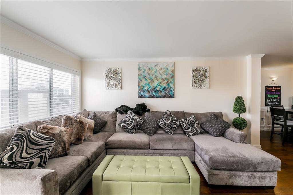 795 Hammond Drive 813