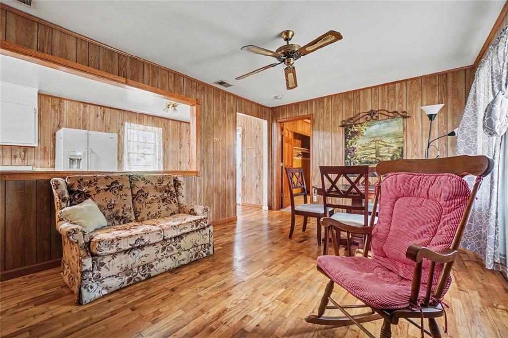 3944 Fairburn Road