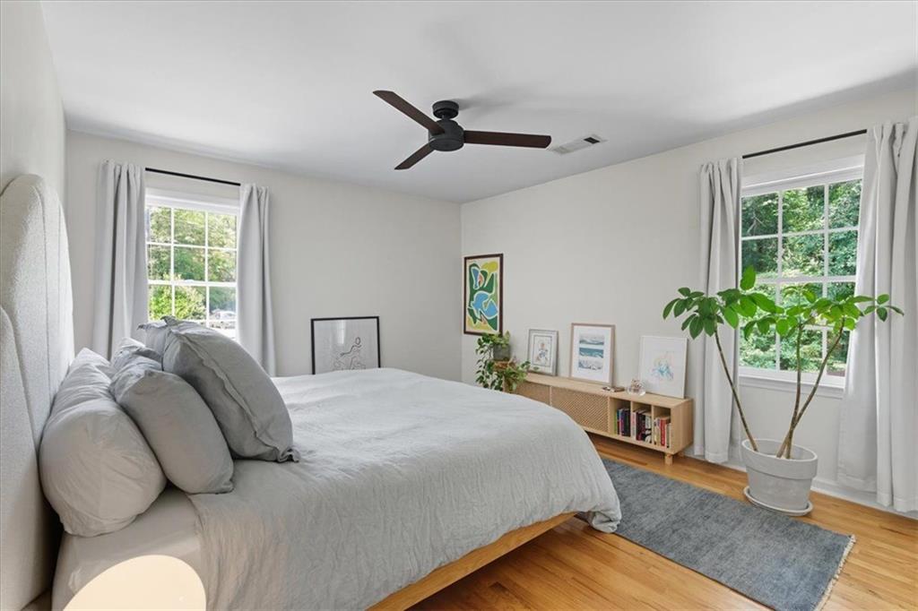 2238 Ridgedale Road NE