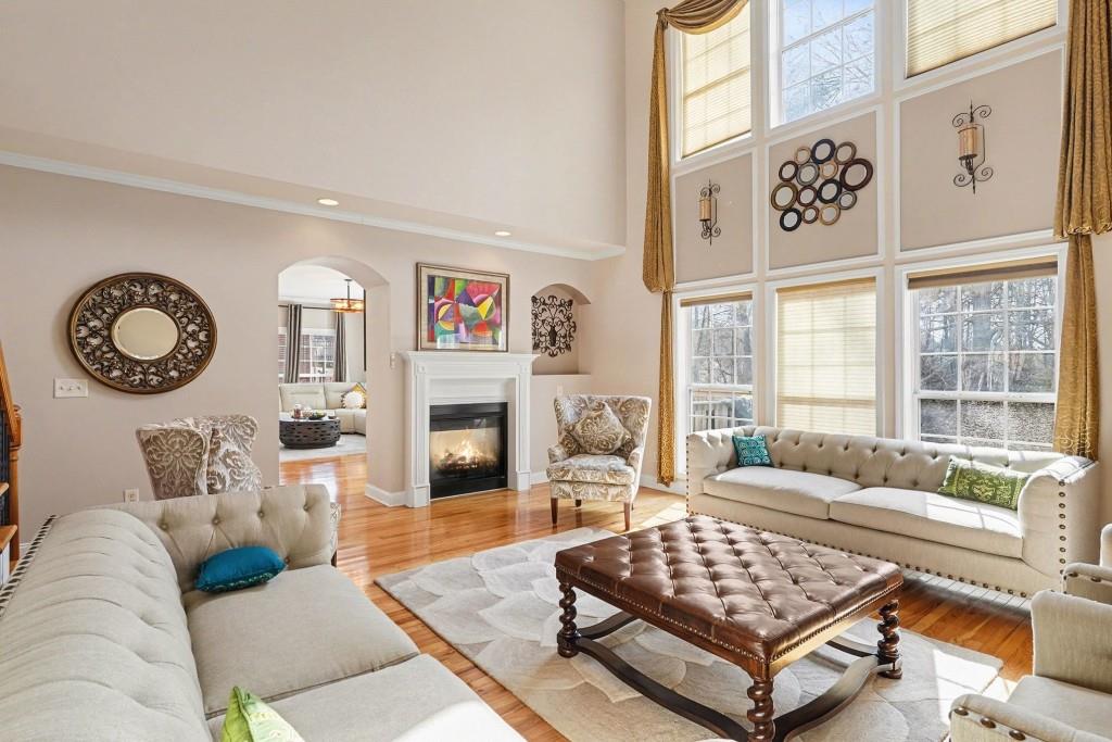 2416 Brynlyn Woods Drive NE