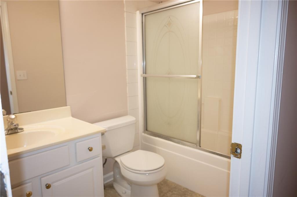 1120 Lake Lucerne Road, Lilburn, Georgia image 40