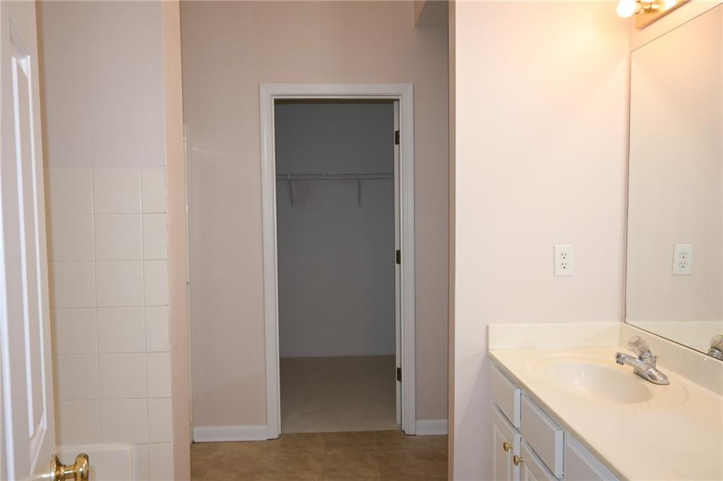 1120 Lake Lucerne Road, Lilburn, Georgia image 46