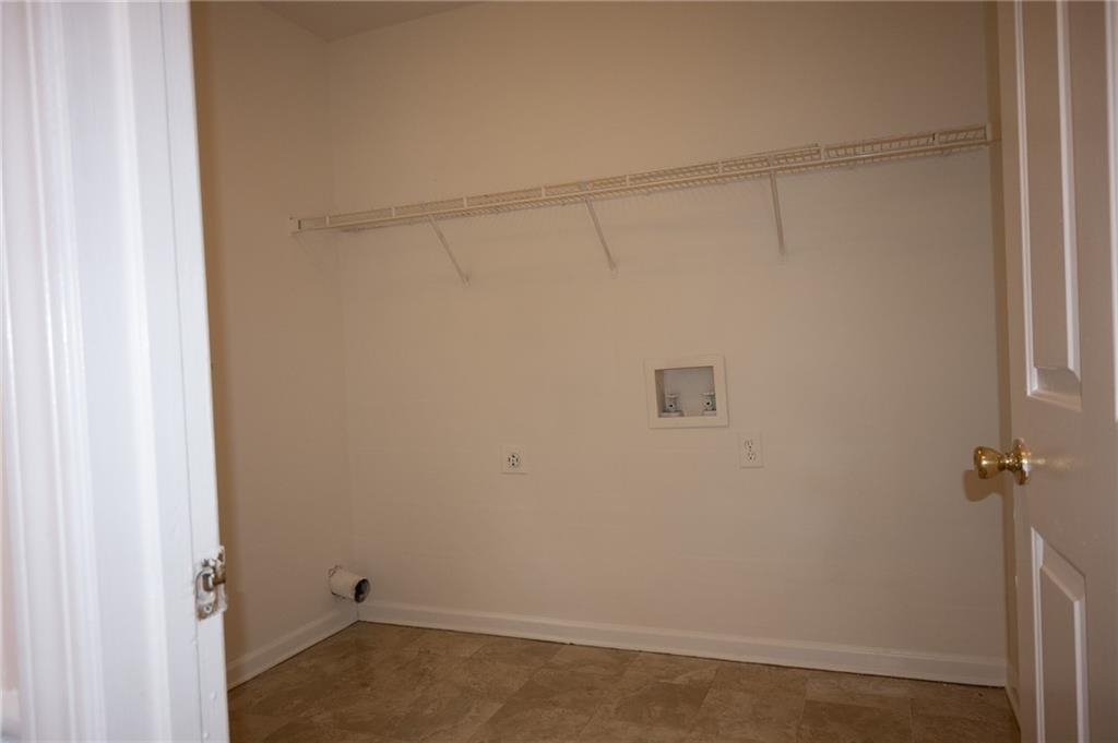1120 Lake Lucerne Road, Lilburn, Georgia image 20