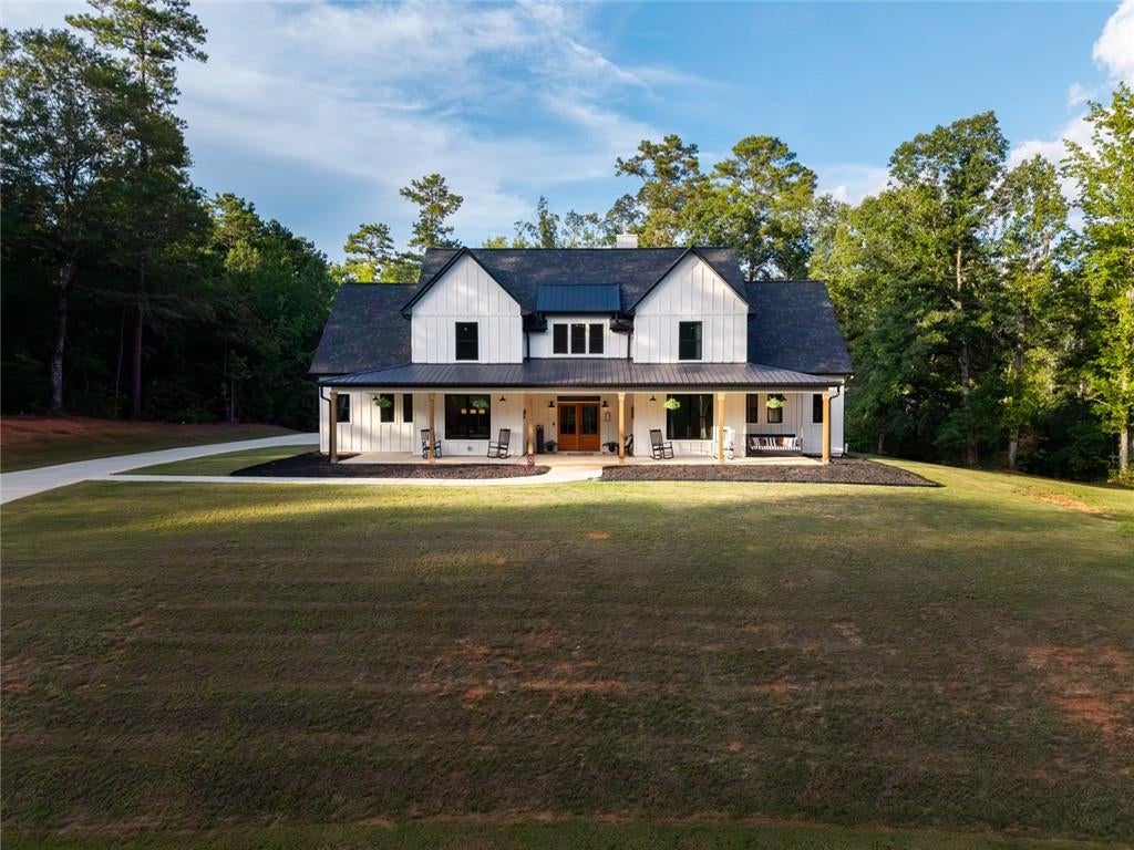 61 Peninsula Drive