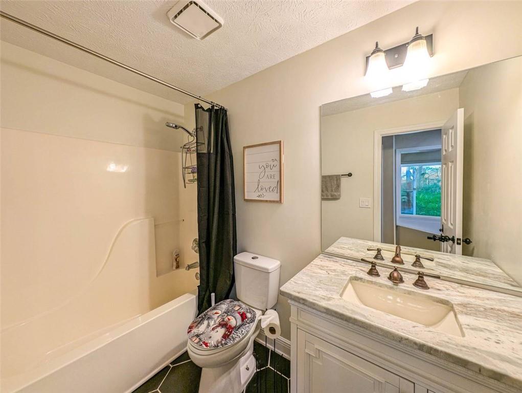 3335 Ivy Lake Drive, Buford, Georgia image 30