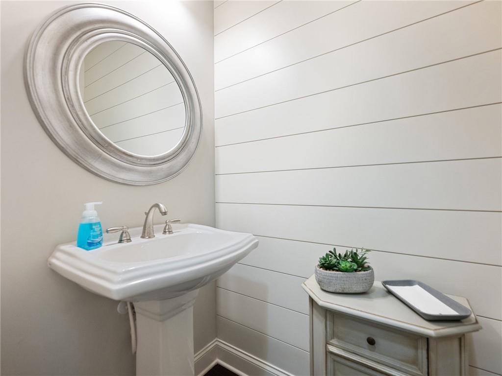 2506 Skyland Drive #17, Atlanta, Georgia image 11