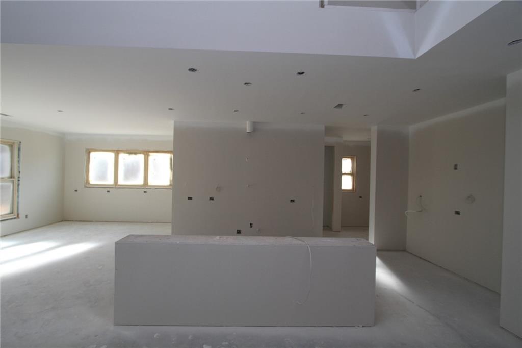 Ellis - Residential