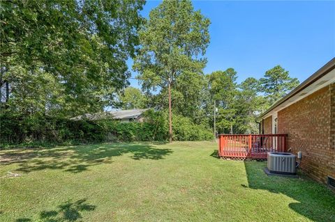 A home in Dawsonville