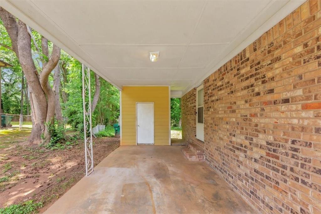 3900 Bressler Circle, Decatur, Georgia image 3