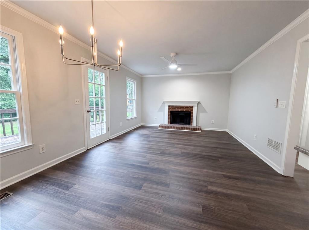 3162 Oak Leaf Court SW