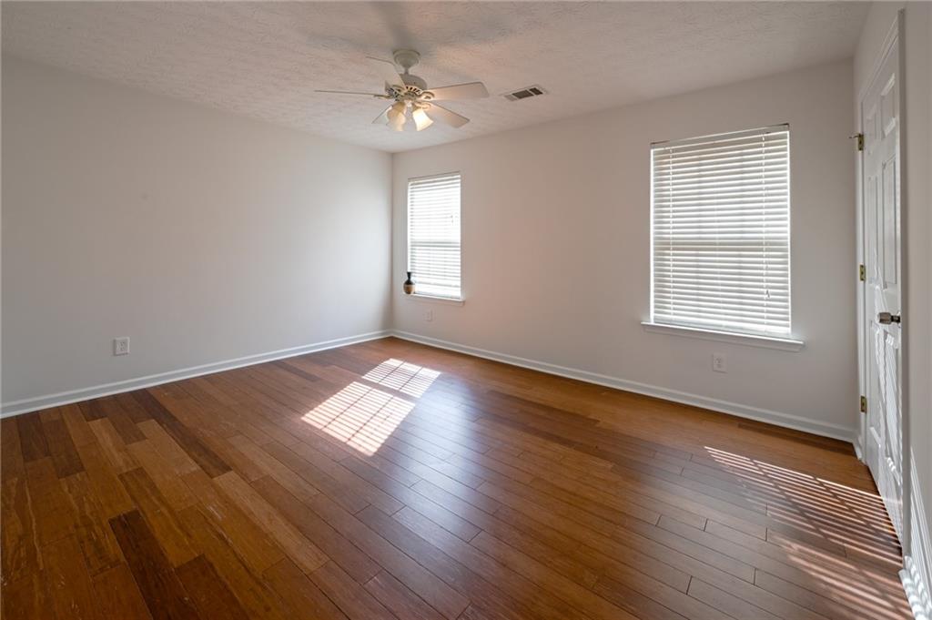 3998 Oak Crossing Estate