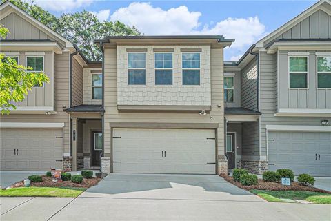 Photo of 450 Rockfern Court, Lilburn, GA 30047 (MLS # 7581390)