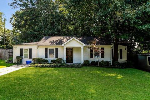 Photo of 3993 Forrest Court, Chamblee, GA 30341 (MLS # 7674691) Photo of 3993 Forrest Court, Chamblee, GA 30341 (MLS # 7674691)