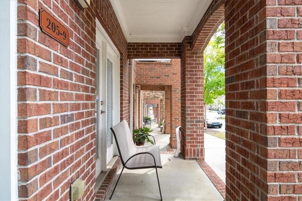 205 16th Street NW 9