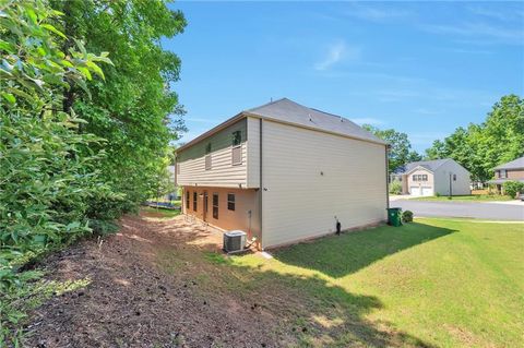 A home in Ellenwood