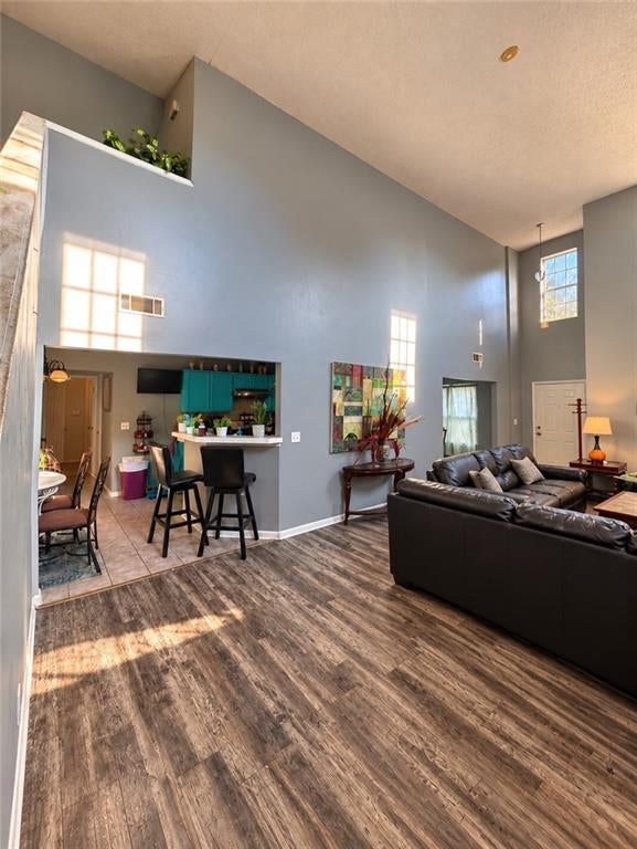 435 Burdett Ridge Court