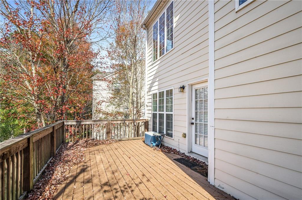 Townhomes at Eastlake Summergrove - Residential